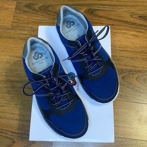 PENDING SALE TO MORELLOJ9 Cloudsteppers By Clarks Votta Edge Size 7 1/2